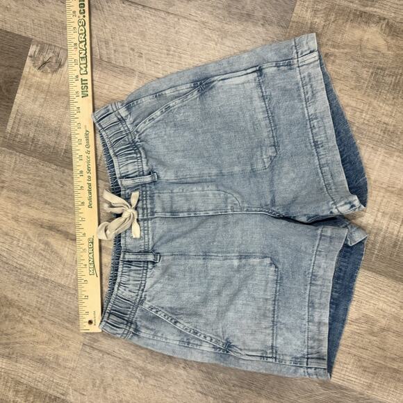 Gap Easy Denim Shorts Light Indigo Womens Small , Classic Fit - Picture 10 of 15